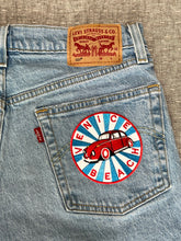 Load image into Gallery viewer, YoYo Venice Beach Vintage Levis Denim Shorts
