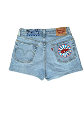 Load image into Gallery viewer, YoYo Venice Beach Vintage Levis Denim Shorts
