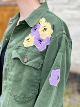 Load image into Gallery viewer, Flower Garden Cropped Vintage Military Fatigue Jacket
