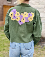 Load image into Gallery viewer, Flower Garden Cropped Vintage Military Fatigue Jacket
