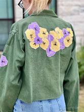 Load image into Gallery viewer, Flower Garden Cropped Vintage Military Fatigue Jacket
