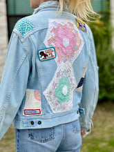 Load image into Gallery viewer, Light Wash Quilt Patched Vintage Lee Denim Jacket
