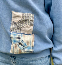 Load image into Gallery viewer, Bow Quilt Patched Vintage Sweatshirt
